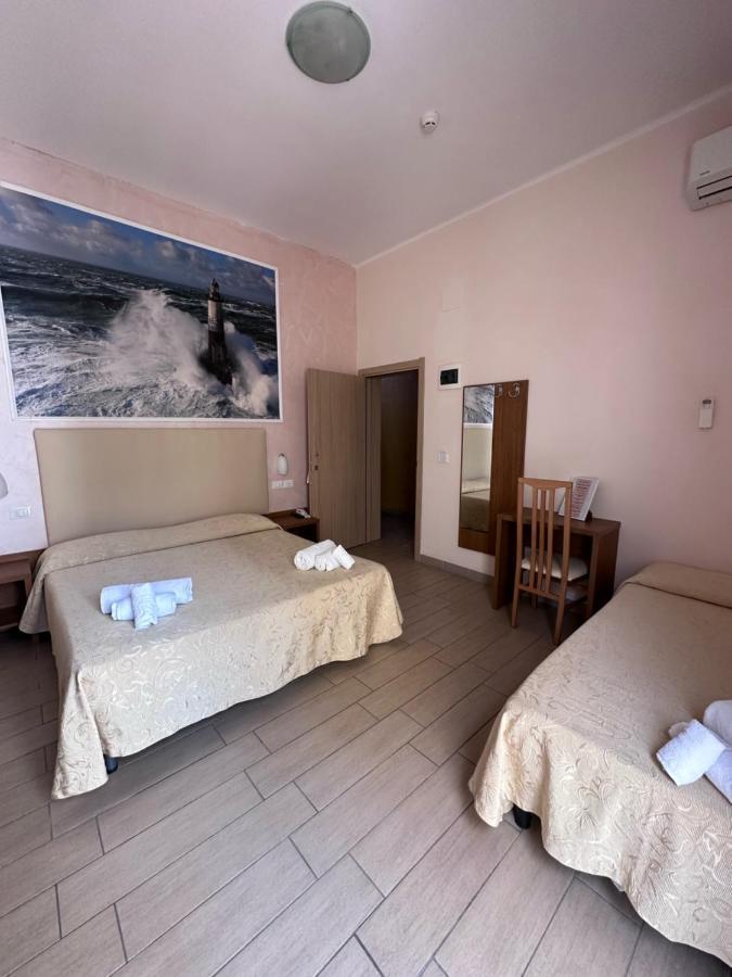 Hotel Adria Nuova Римини Экстерьер фото