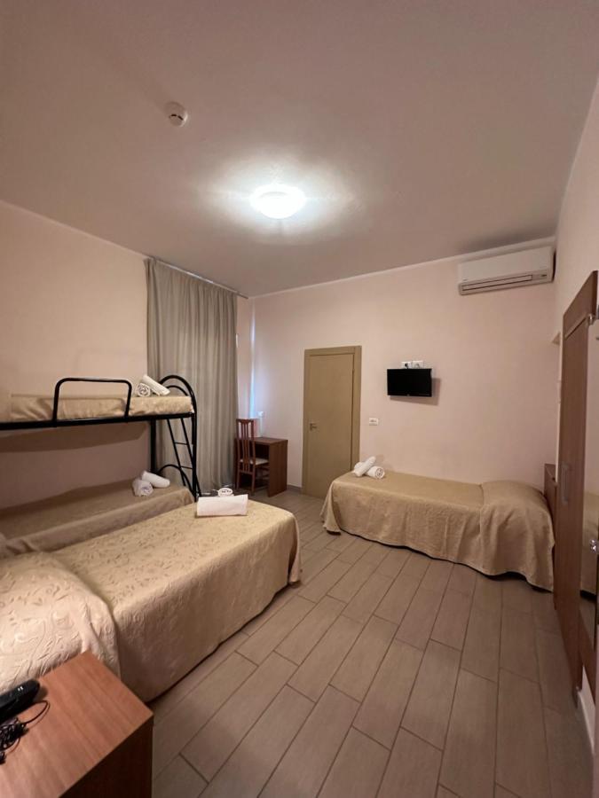 Hotel Adria Nuova Римини Экстерьер фото